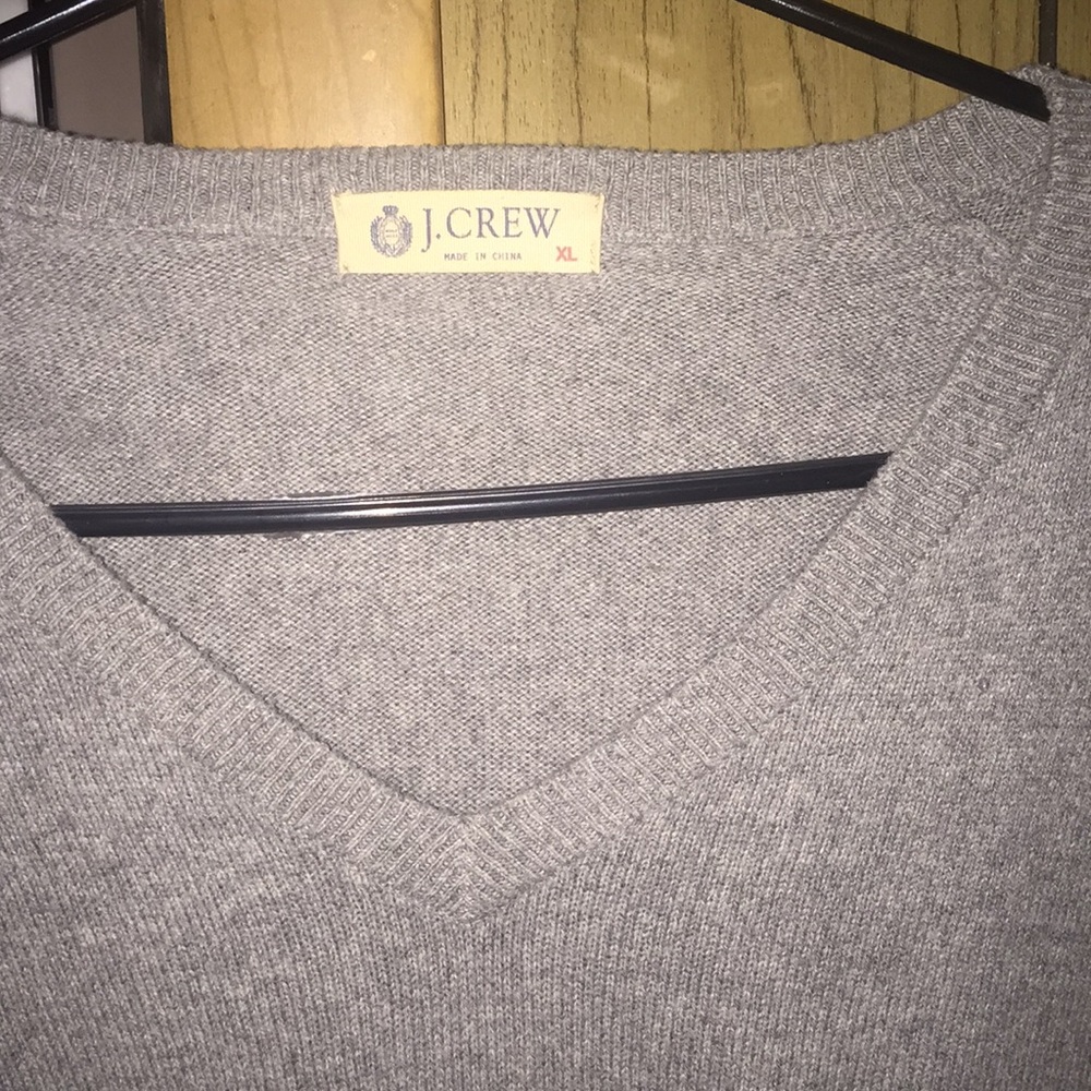 J crew v-neck in grey
